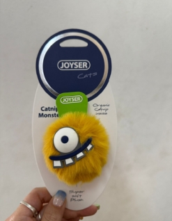 JUGUETE MONSTER AMARILLO CON CATNIP JOYSER
