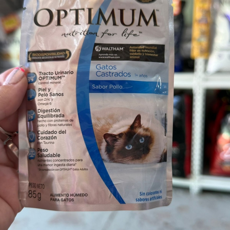 OPTIMUM POUCH CAT WET CASTRADOS 85G